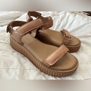 Dolce Vita Debra Platform Sandal 9.5